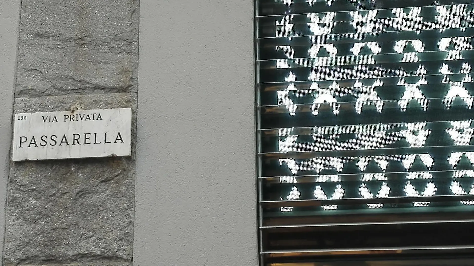 Apartment The Place Duomo Milan Italy